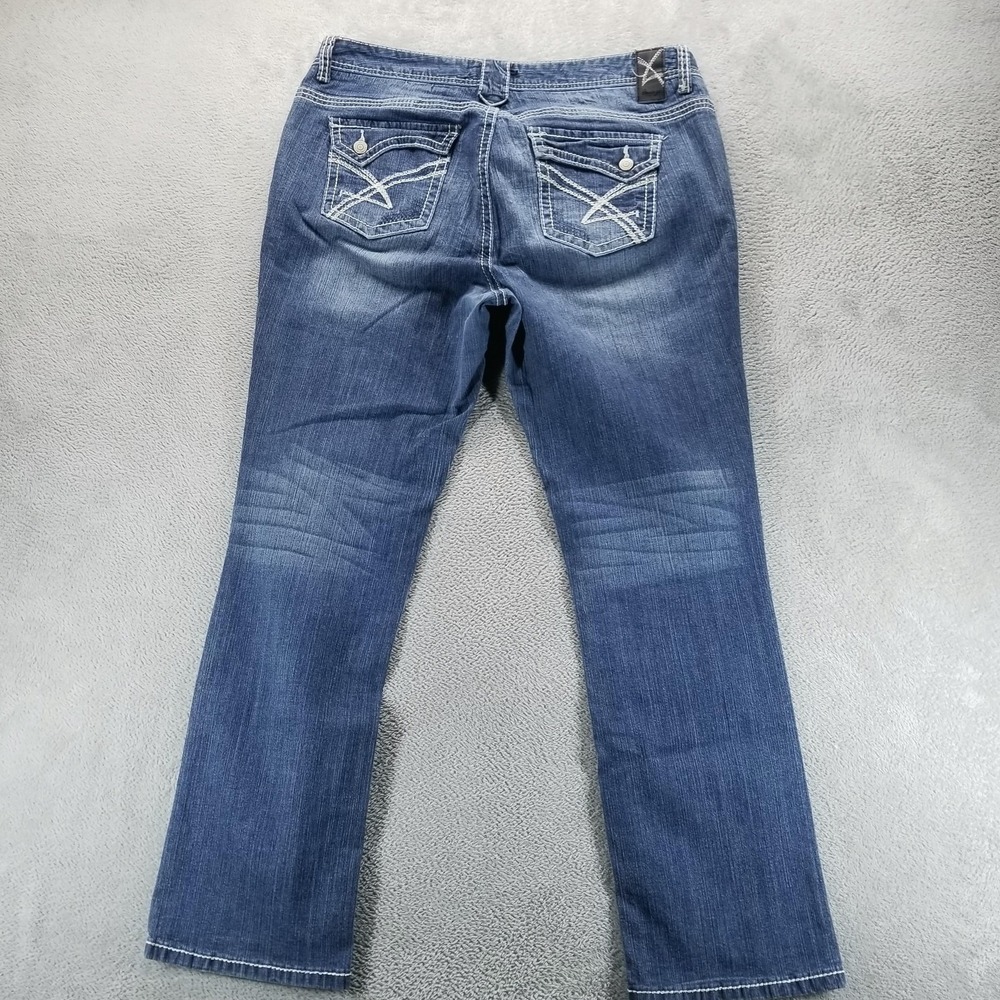 Amethyst Jeans Womes 16 Blue Straight Low Rise Embroidered Flap Pockets - Picture 2 of 10